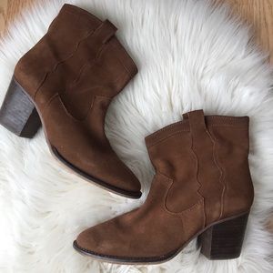 Steve Madden leather ankle booties